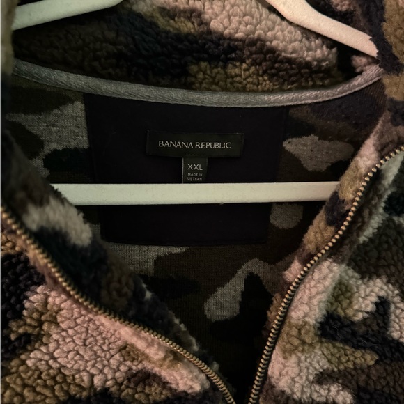 Banana Republic Green Camo Sherpa Fleece Sweatshirt 1/4 Zip Jacket - Picture 2 of 3